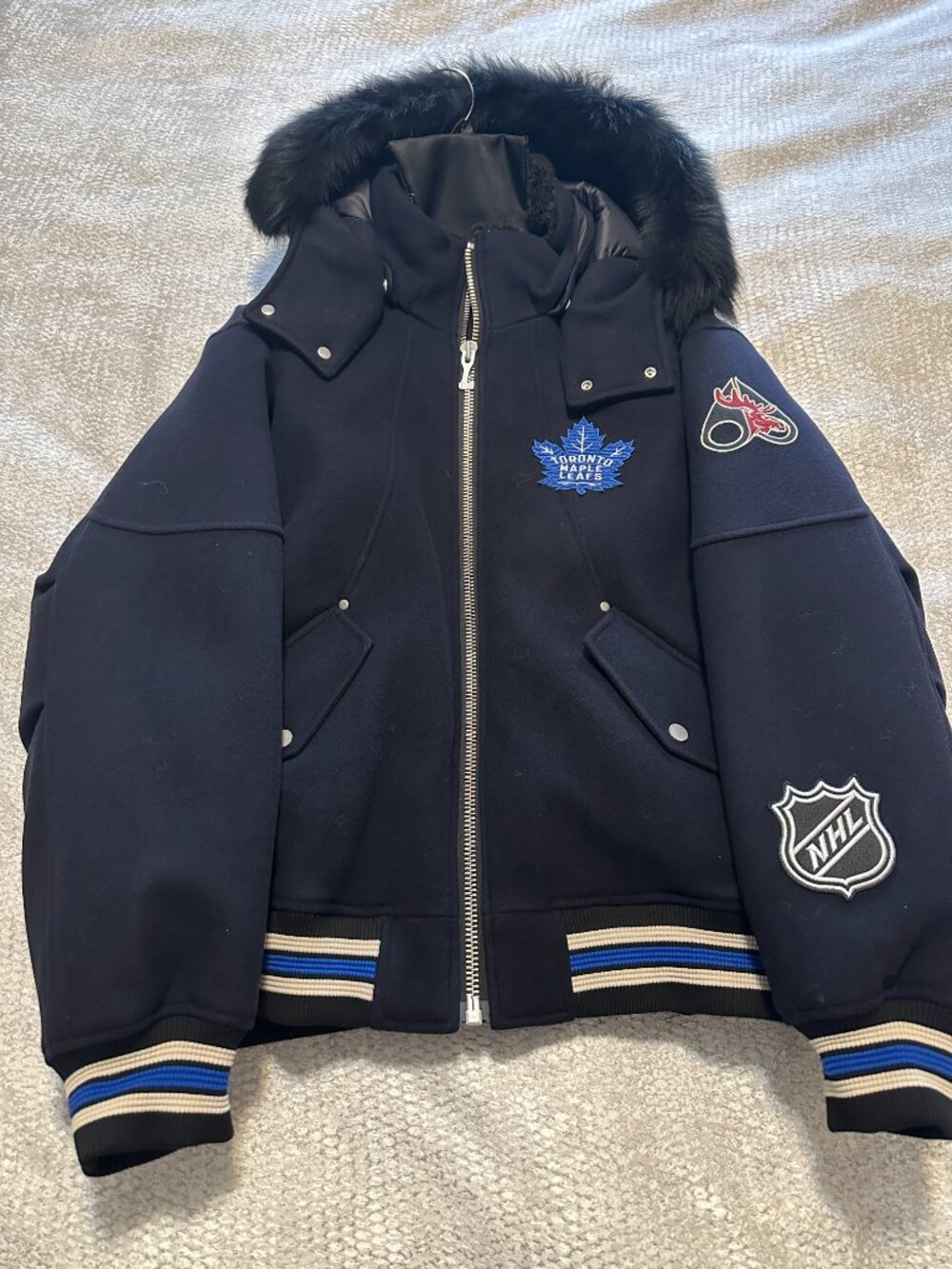 RARE NHL x Moose Knuckles Toronto Maple Leafs Bomber Jacket Blue Large